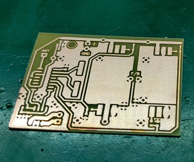 Etched HomeMade PCB. PCB Casero Grabado.