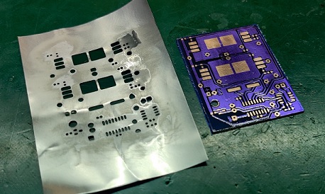 PCB Stencil for spreading solder paste. Plantilla de PCB para esparcir pasta de soldadura.